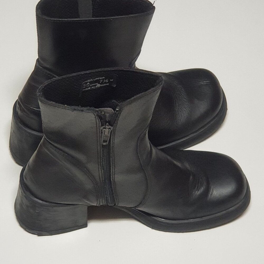 Barbo Women's Black Leather Ankle Boots Size 7.5 - Picture 3 of 6